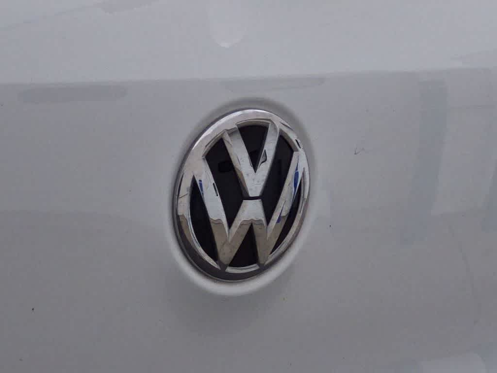 Thumbnail: 2017 Volkswagen Tiguan - 12