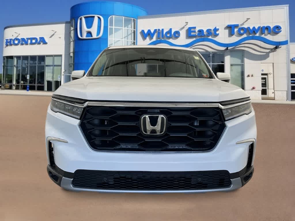 Thumbnail: 2025 Honda Pilot - 10