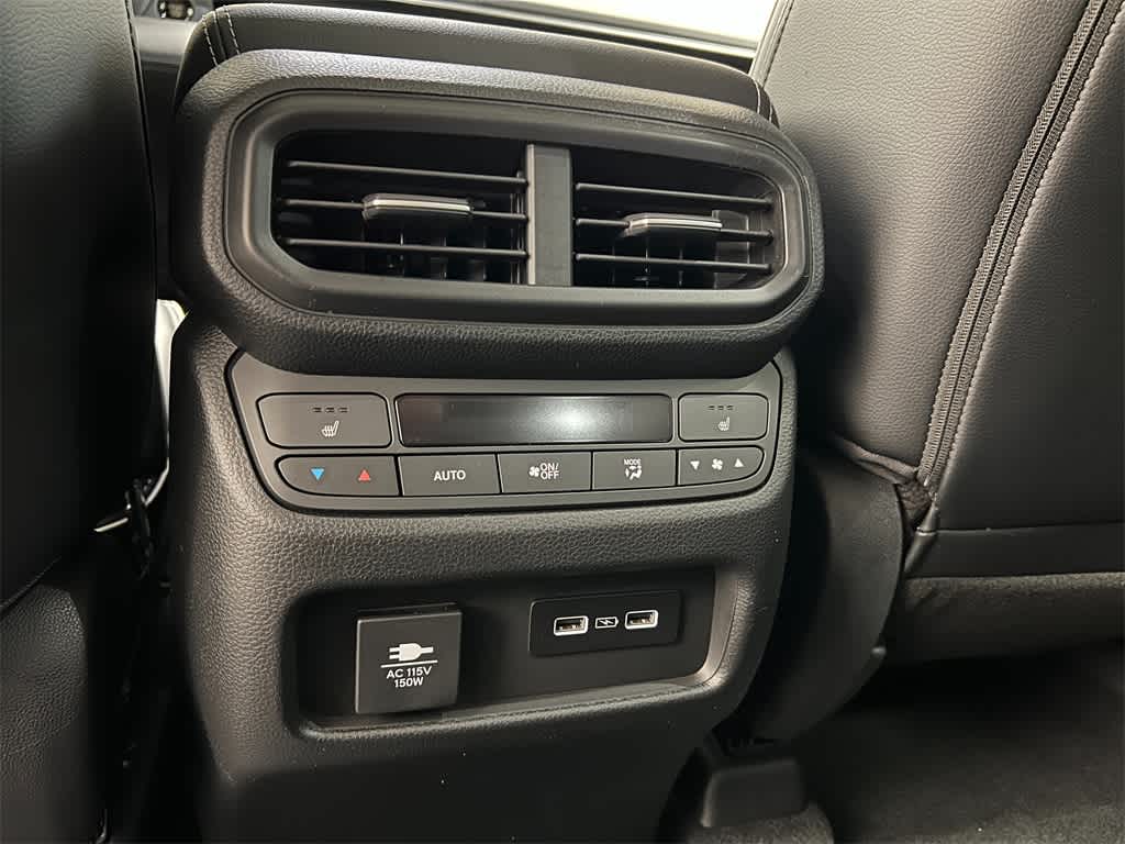 2025 Honda Pilot Elite 32