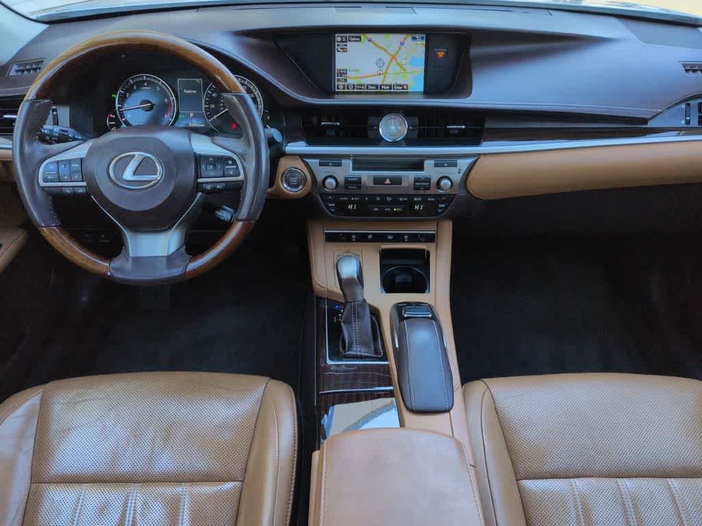 Thumbnail: 2016 Lexus ES - 15