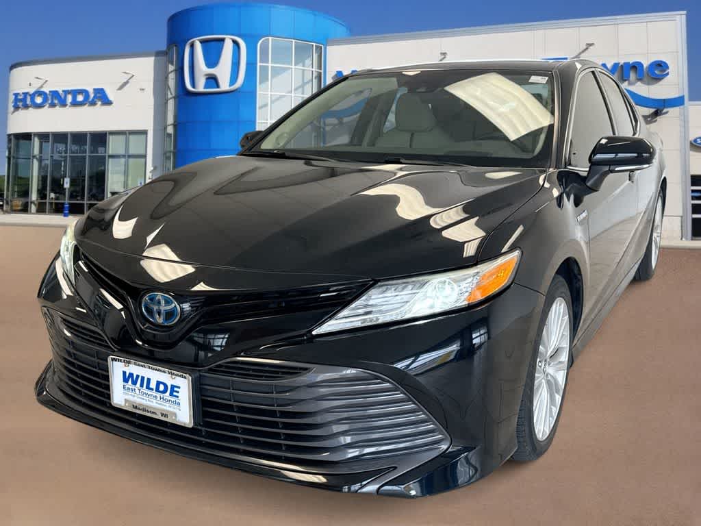 2019 Toyota Camry XLE -
                  Madison, WI