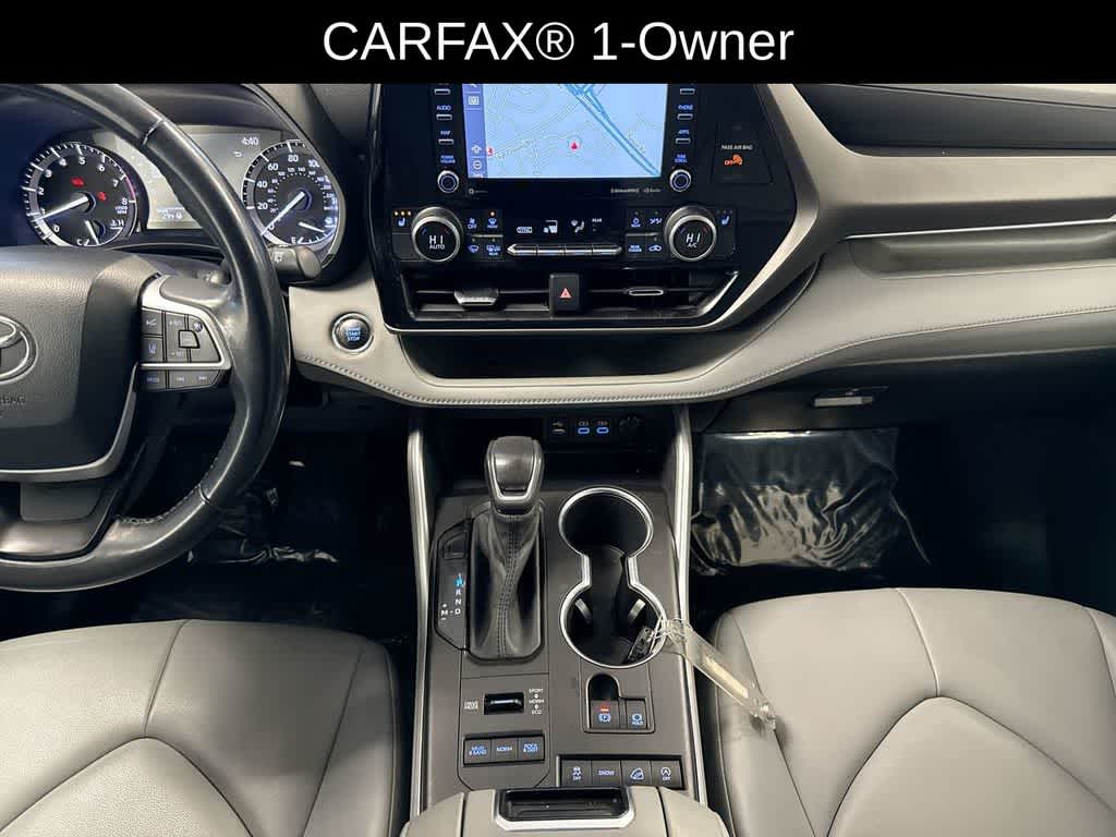 Thumbnail: 2022 Toyota Highlander - 31