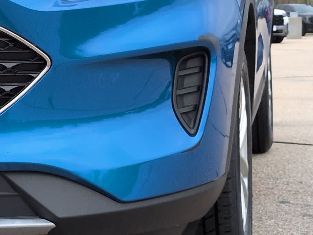 Thumbnail: 2020 Ford Escape - 11
