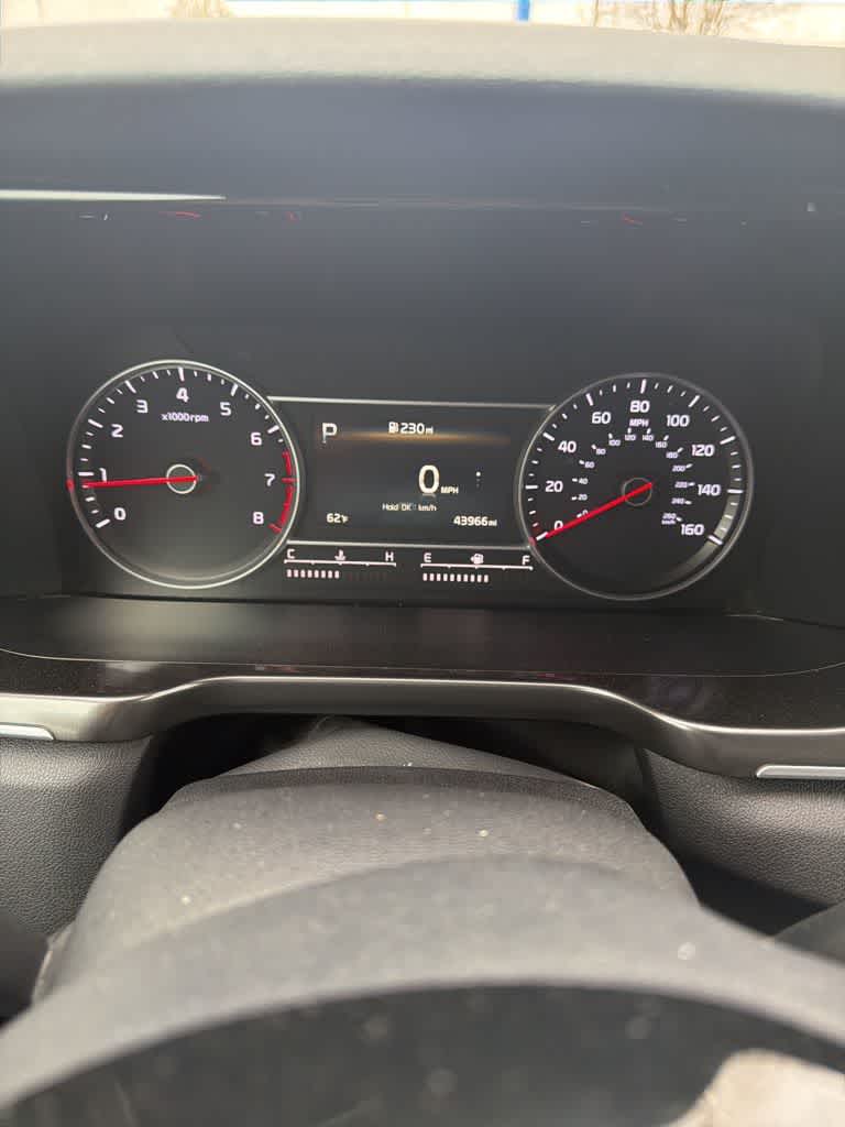 Thumbnail: 2023 Kia Sorento - 9