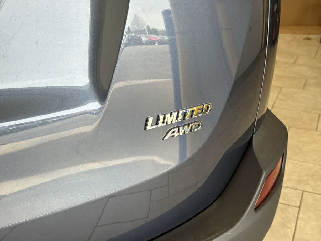 Thumbnail: 2013 Toyota RAV4 - 12