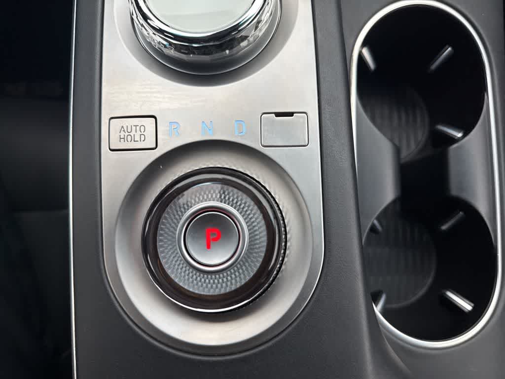 Thumbnail: 2023 Genesis GV70 - 23