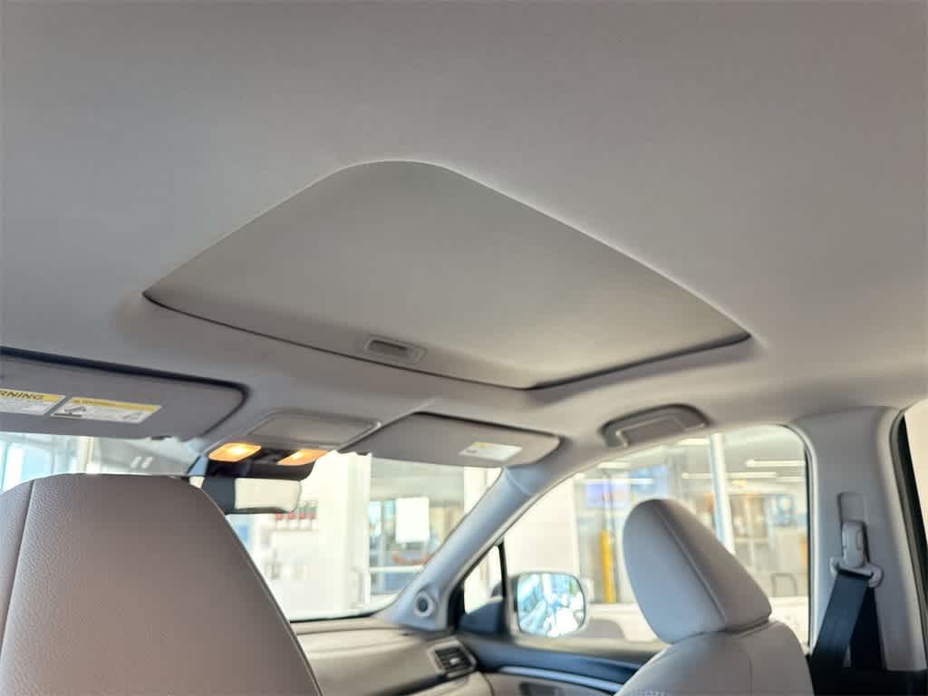 Thumbnail: 2022 Honda Pilot - 20