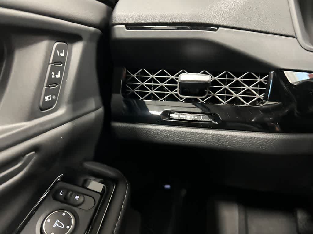 Thumbnail: 2025 Honda Accord - 18