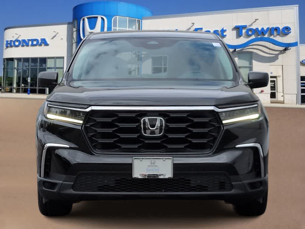 Thumbnail: 2023 Honda Pilot - 3