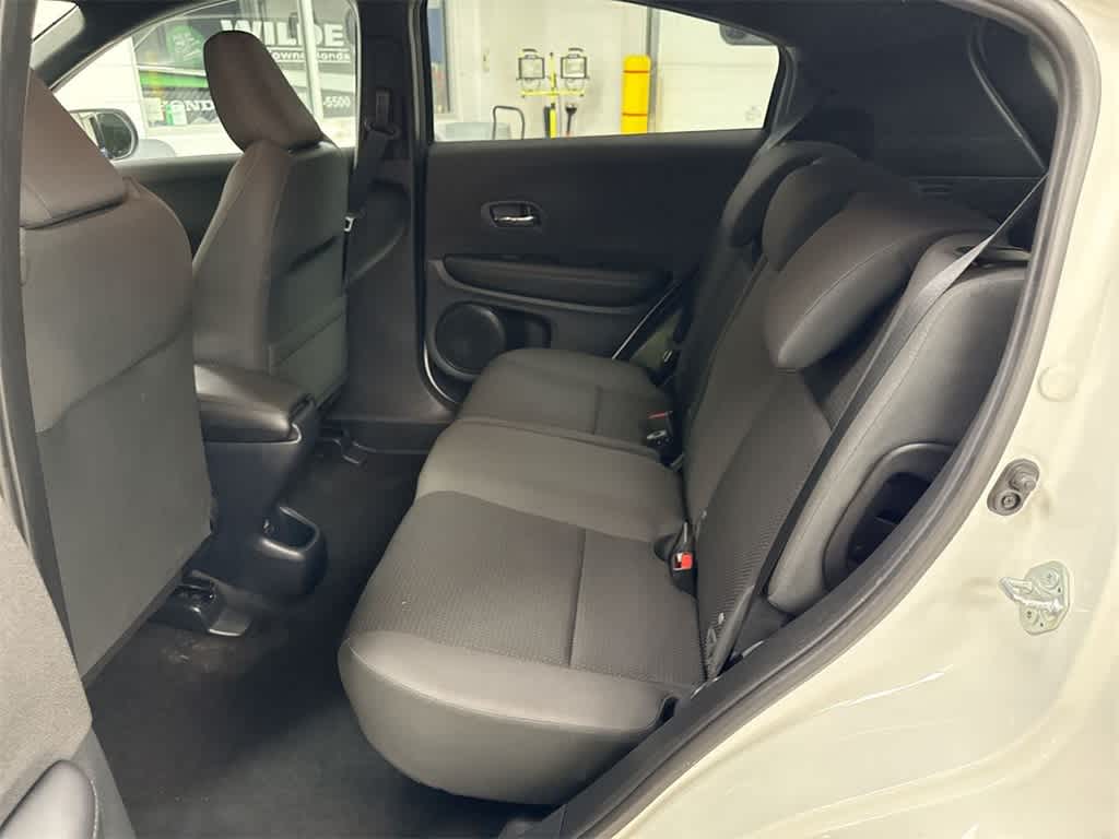 Thumbnail: 2021 Honda HR-V - 20