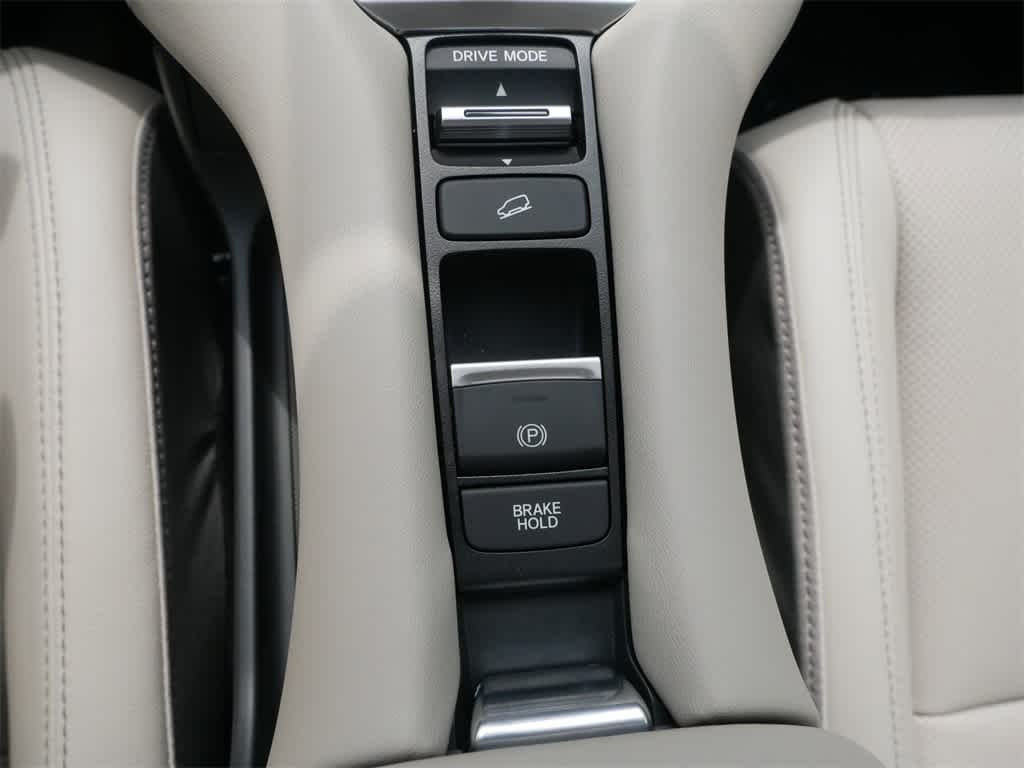 2026 Honda HR-V EX-L 20