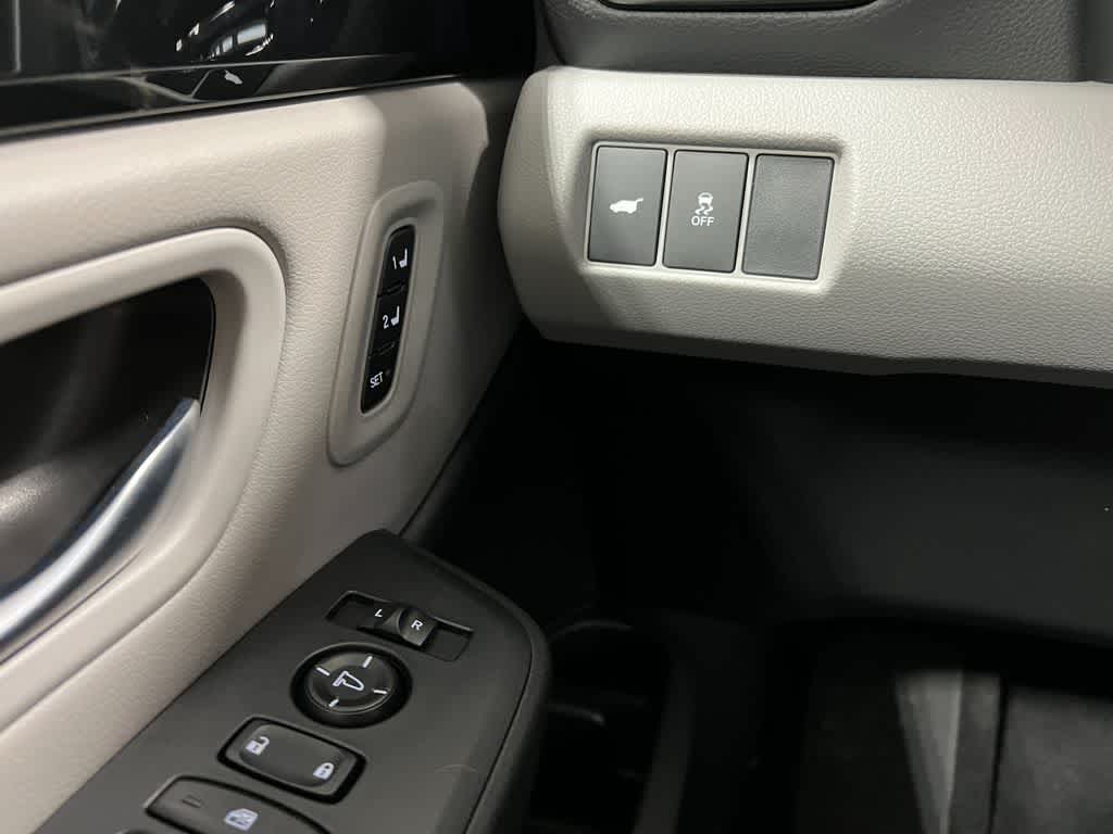 Thumbnail: 2025 Honda Pilot - 13