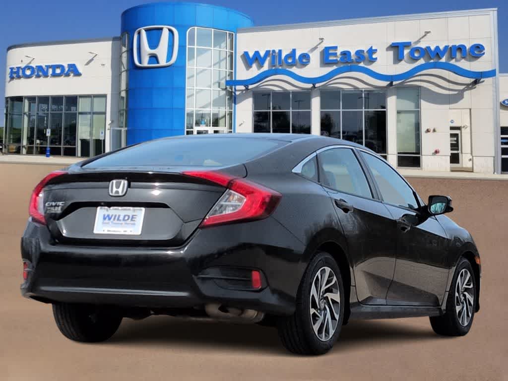 Thumbnail: 2016 Honda Civic - 8