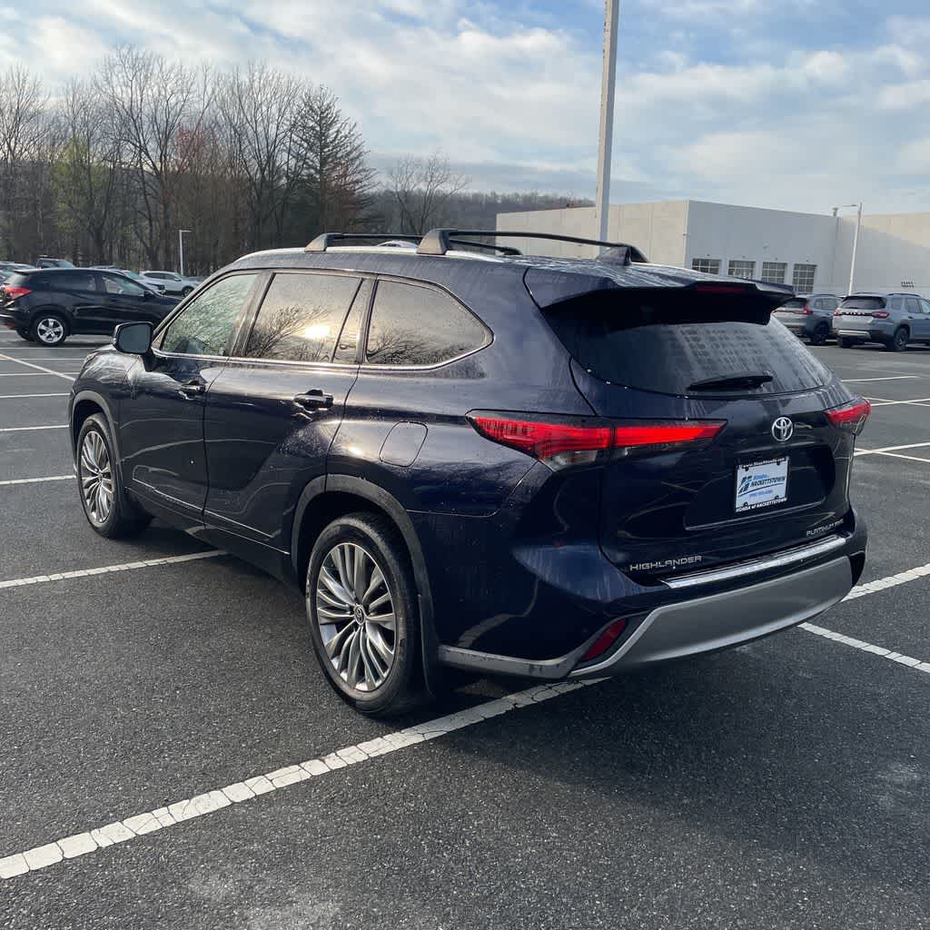 Thumbnail: 2020 Toyota Highlander - 2