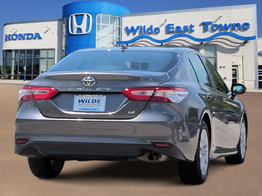 Thumbnail: 2019 Toyota Camry - 7