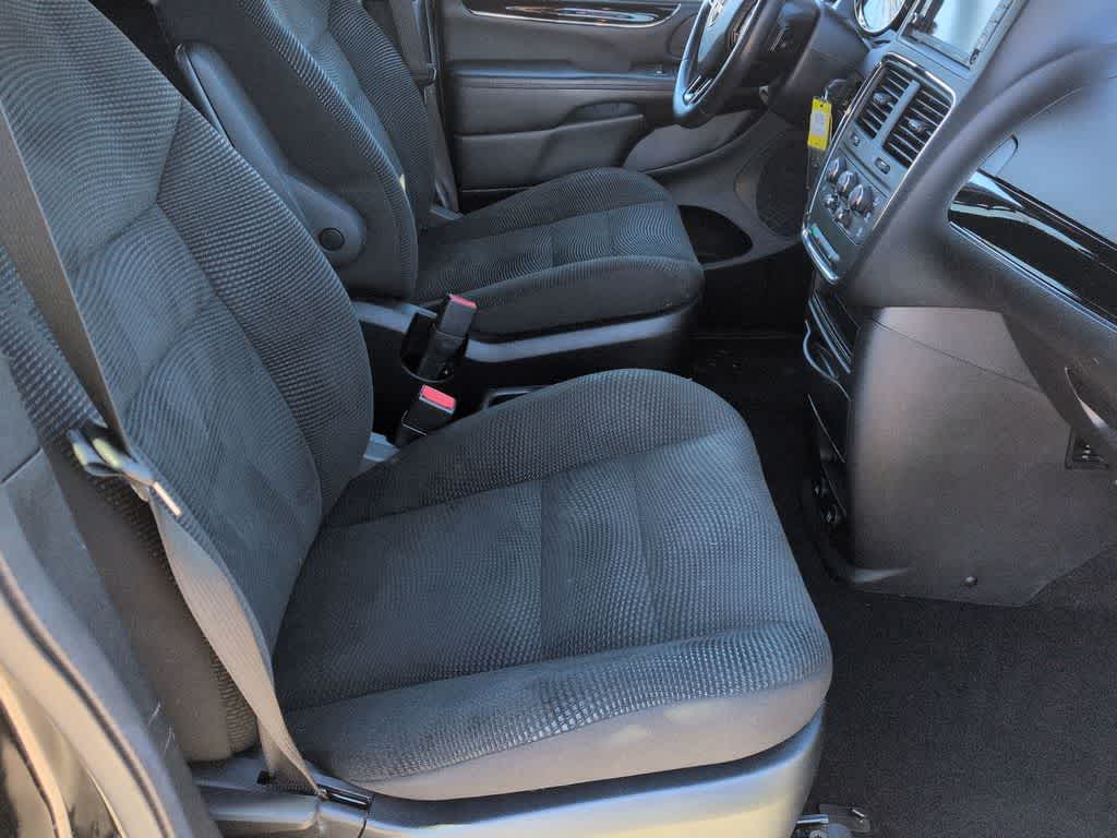 Thumbnail: 2020 Dodge Grand Caravan - 19