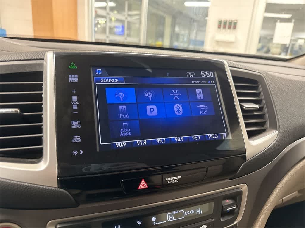 Thumbnail: 2016 Honda Pilot - 32