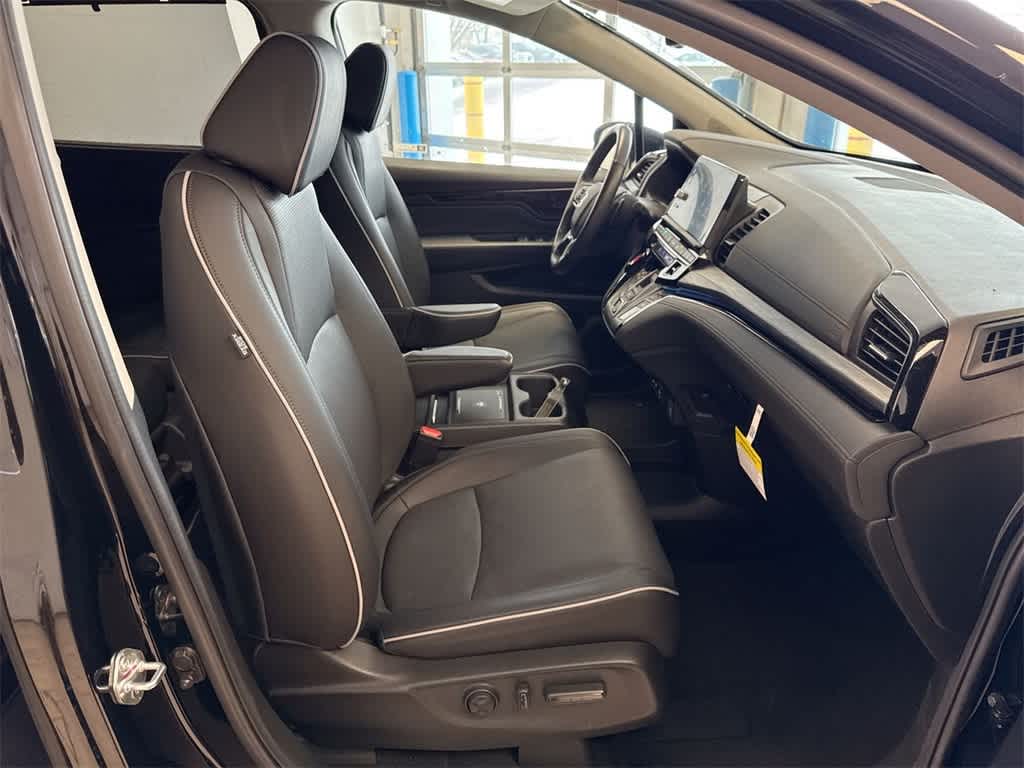 Thumbnail: 2025 Honda Odyssey - 24