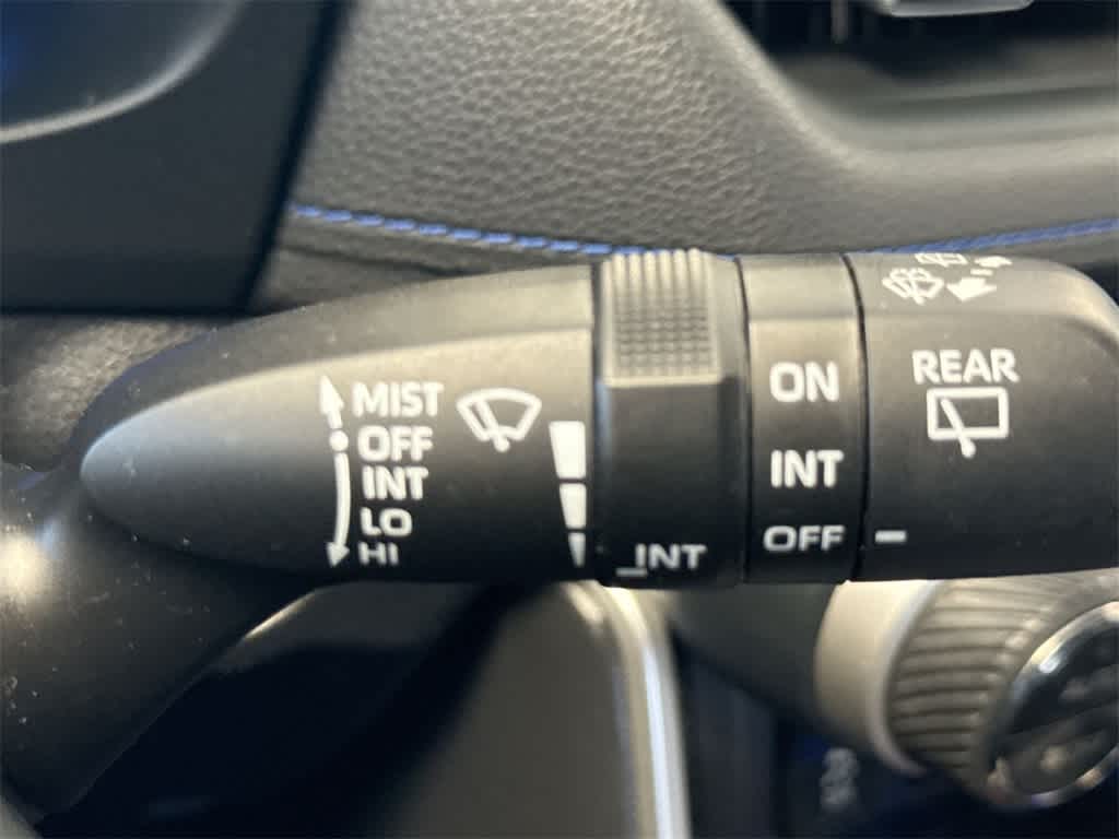 Thumbnail: 2020 Toyota RAV4 - 27