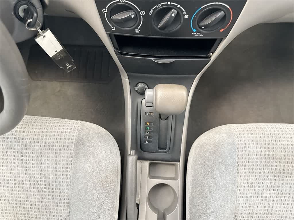 Thumbnail: 2005 Toyota Corolla - 30