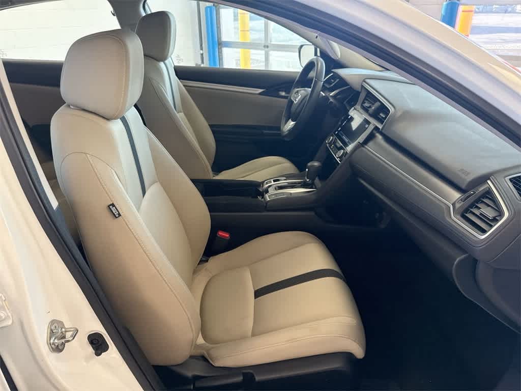 Thumbnail: 2016 Honda Civic - 22