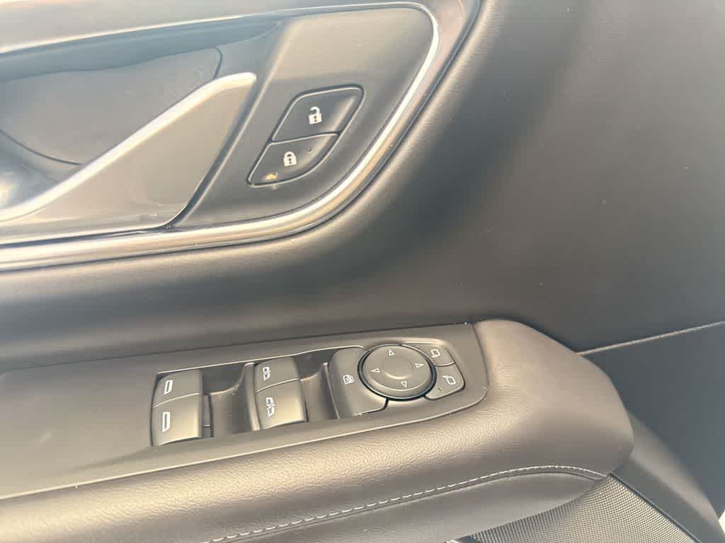 Thumbnail: 2023 Chevrolet Tahoe - 19