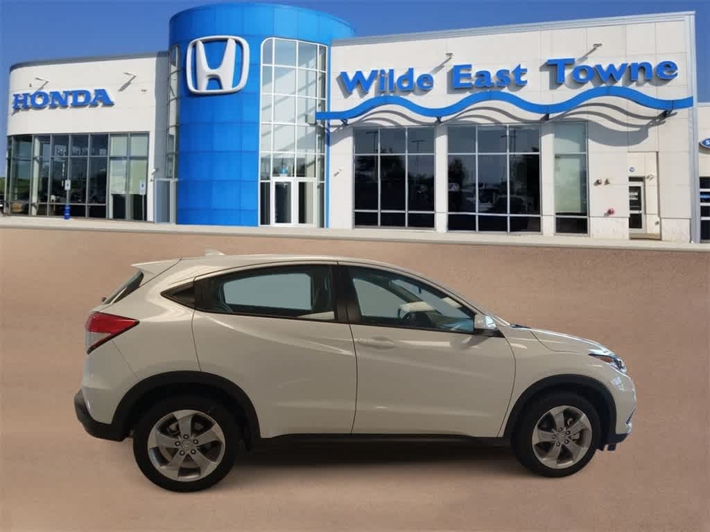 Certified 2022 Honda HR-V LX with VIN 3CZRU6H3XNM718067 for sale in Madison, WI