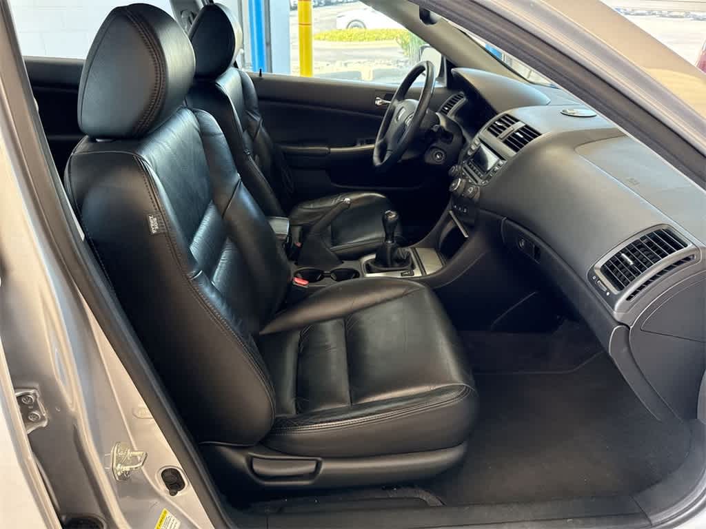 Thumbnail: 2003 Honda Accord - 23