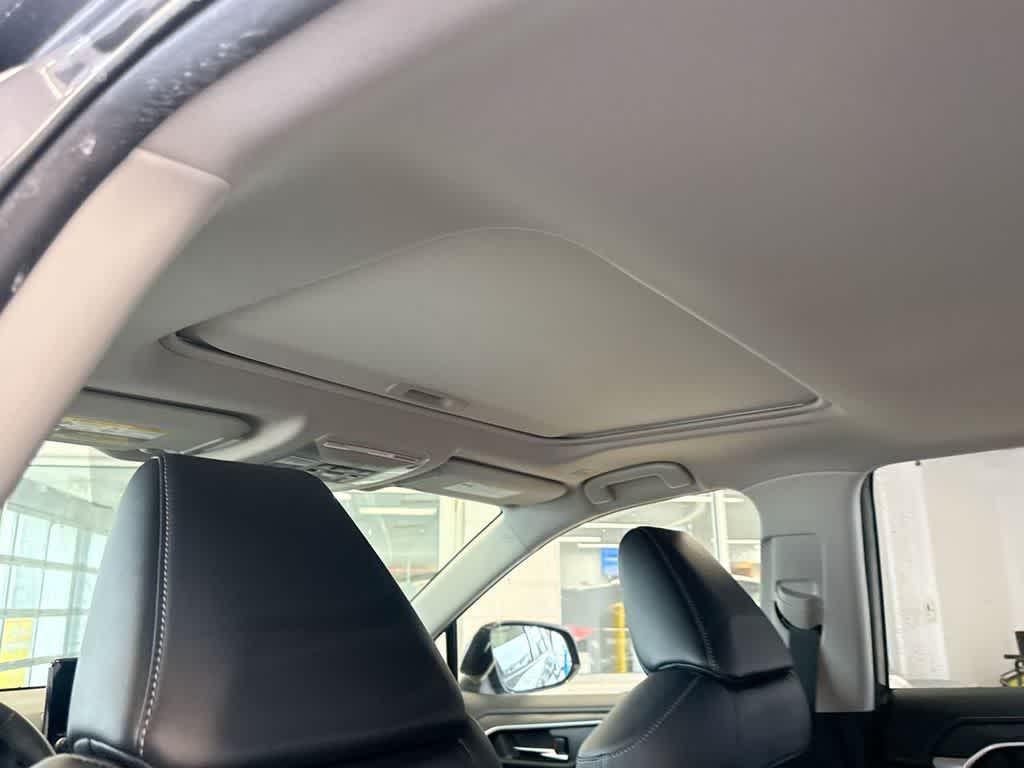 Thumbnail: 2023 Toyota RAV4 - 22