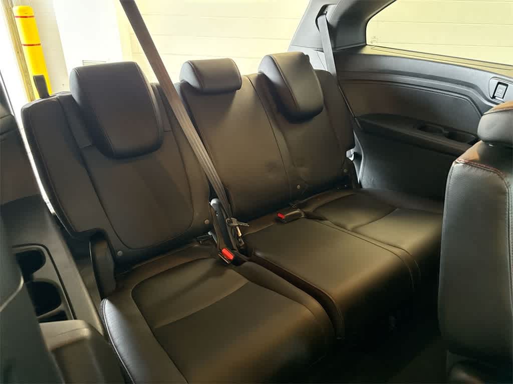 Thumbnail: 2023 Honda Odyssey - 23