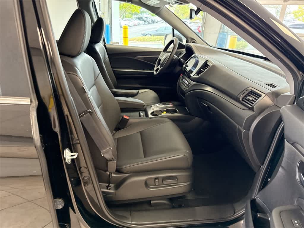 Thumbnail: 2022 Honda Pilot - 24