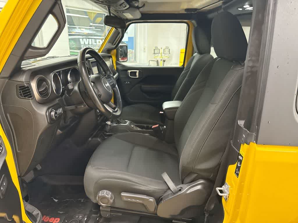 Thumbnail: 2020 Jeep Wrangler - 16