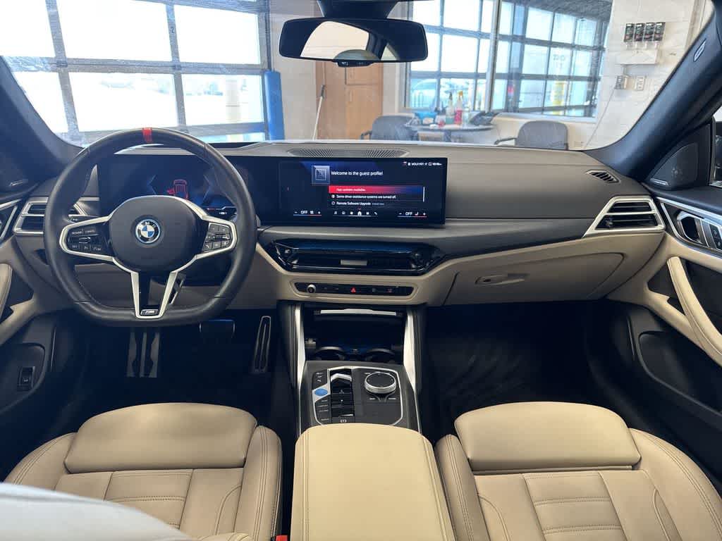 Thumbnail: 2025 BMW i4 - 17