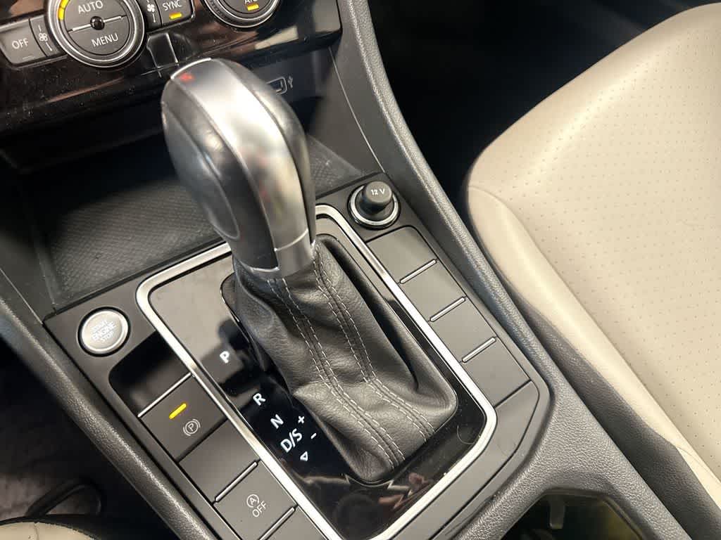 Thumbnail: 2019 Volkswagen Jetta - 35