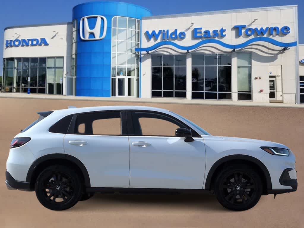 Thumbnail: 2026 Honda HR-V - 8