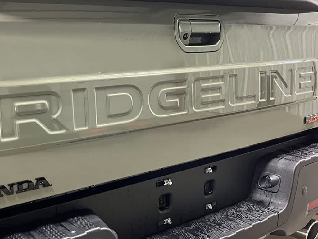 Thumbnail: 2026 Honda Ridgeline - 8