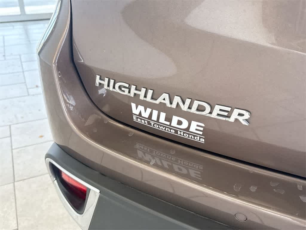 Thumbnail: 2018 Toyota Highlander - 13