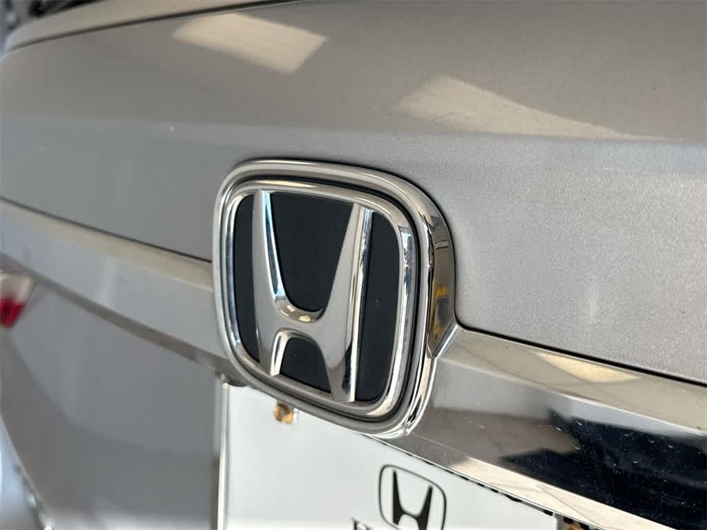 Thumbnail: 2019 Honda Odyssey - 11