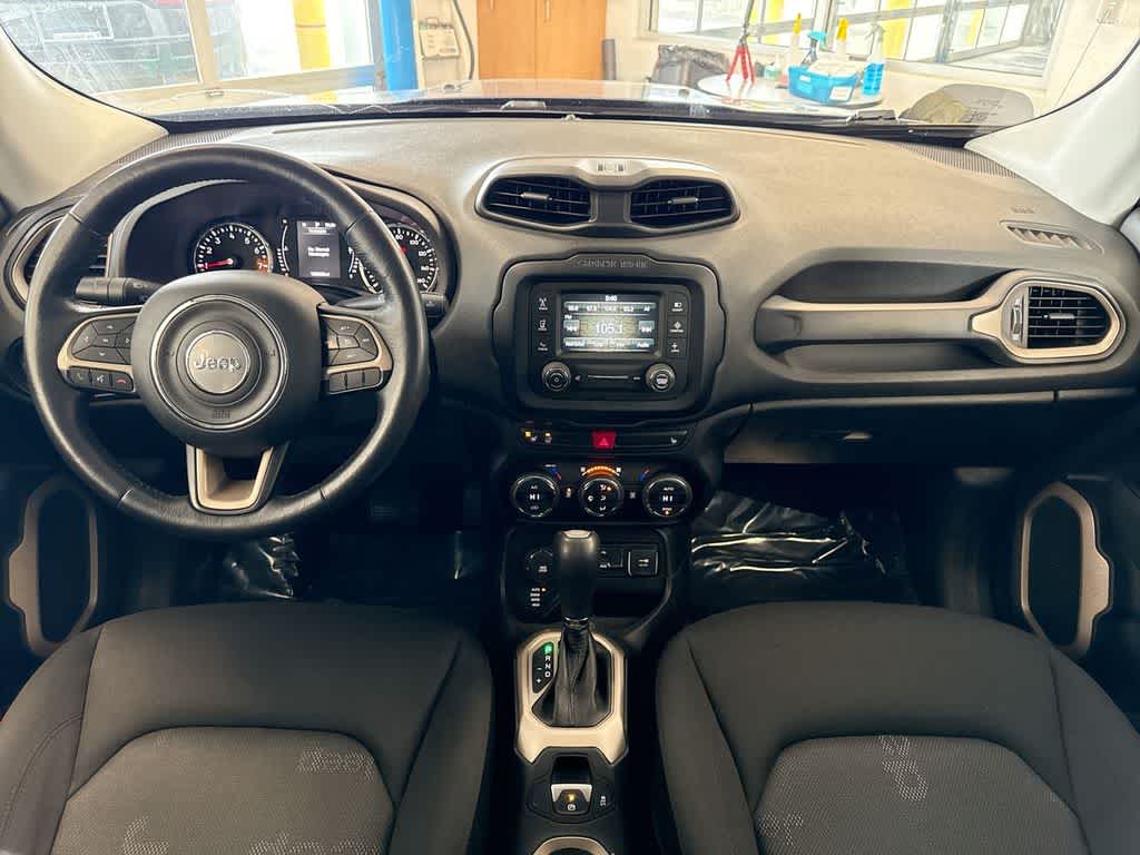 Thumbnail: 2016 Jeep Renegade - 16