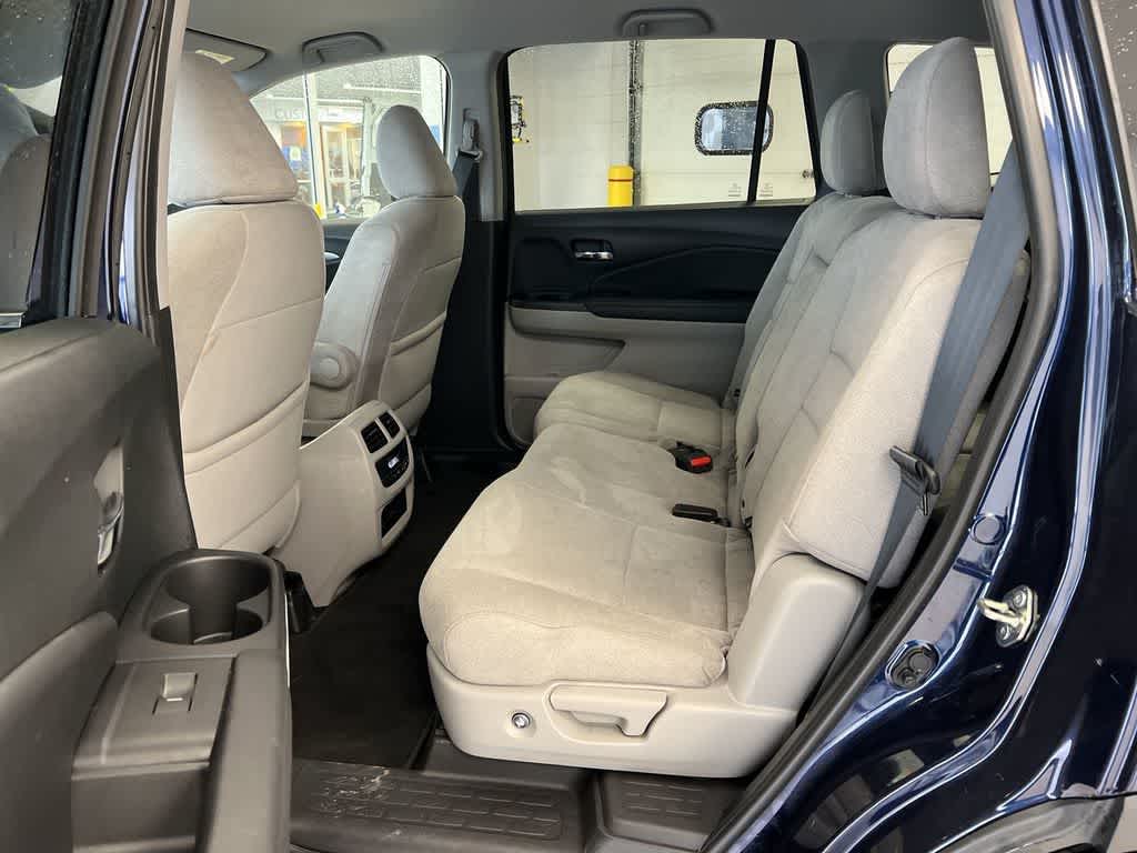 Thumbnail: 2019 Honda Pilot - 22