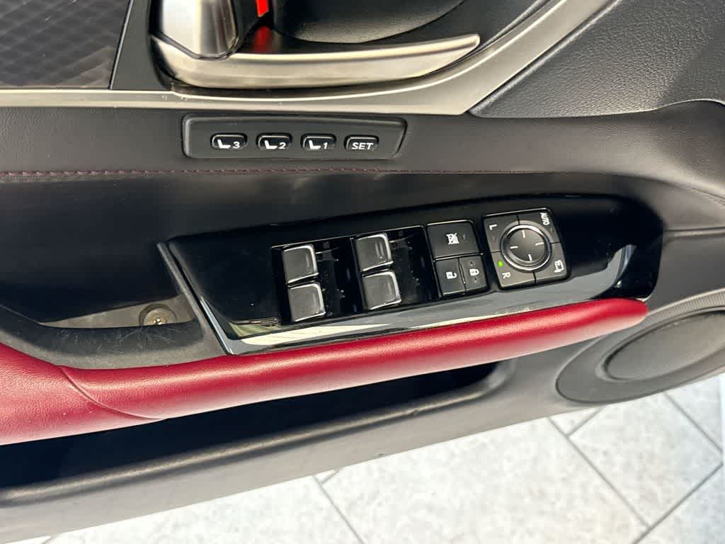 Thumbnail: 2018 Lexus GS - 18