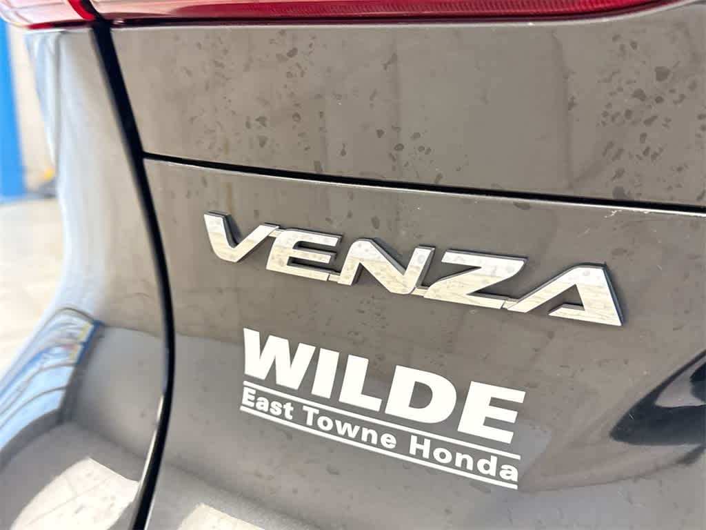 Thumbnail: 2021 Toyota Venza - 13