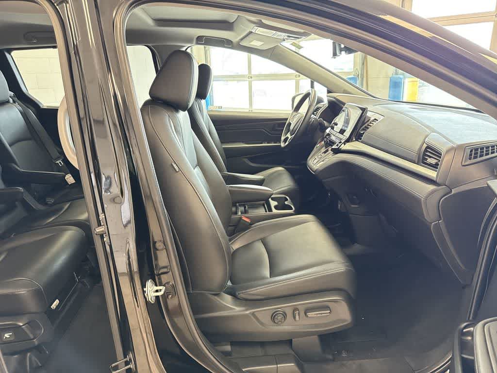 Thumbnail: 2023 Honda Odyssey - 26