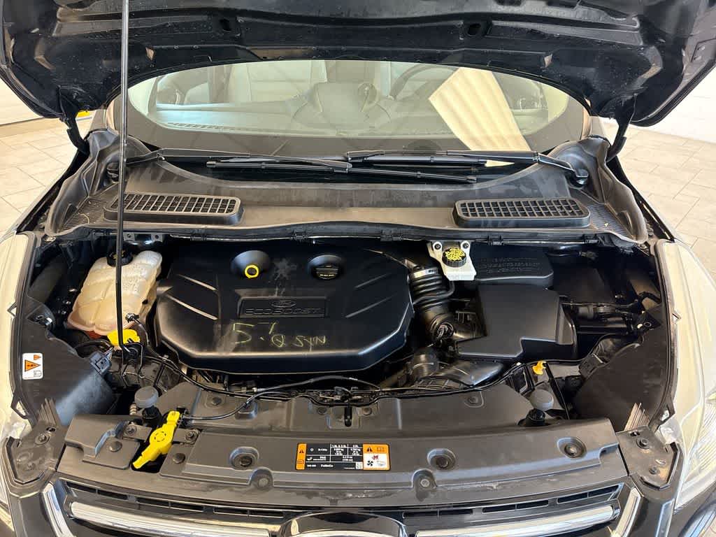 Thumbnail: 2015 Ford Escape - 16