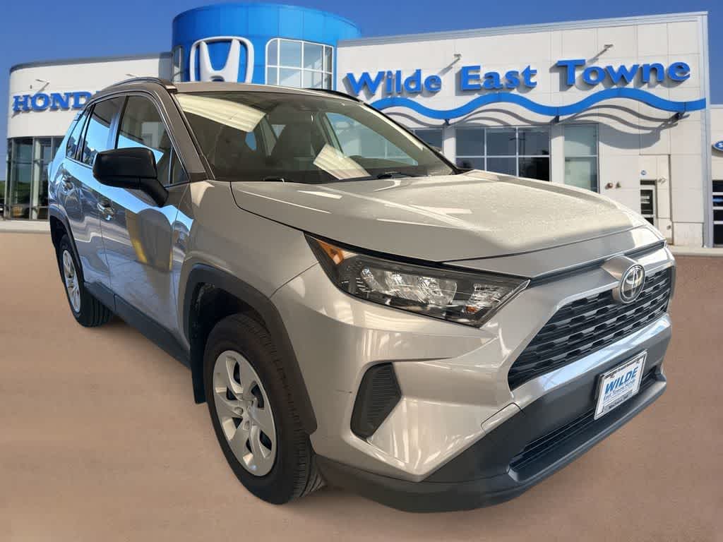 Thumbnail: 2020 Toyota RAV4 - 2
