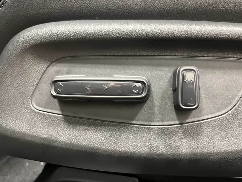 Thumbnail: 2026 Honda HR-V - 13