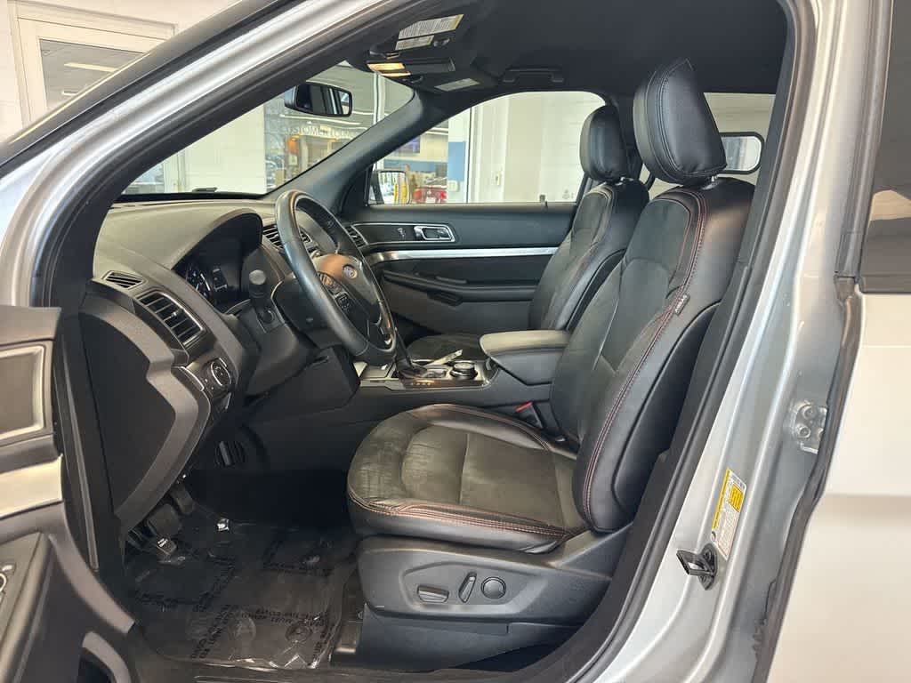 Thumbnail: 2019 Ford Explorer - 18