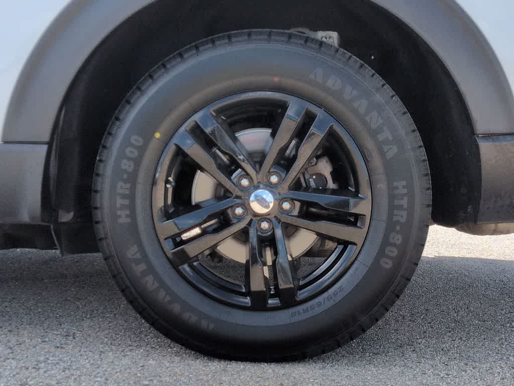 Thumbnail: 2020 Ford Explorer - 13