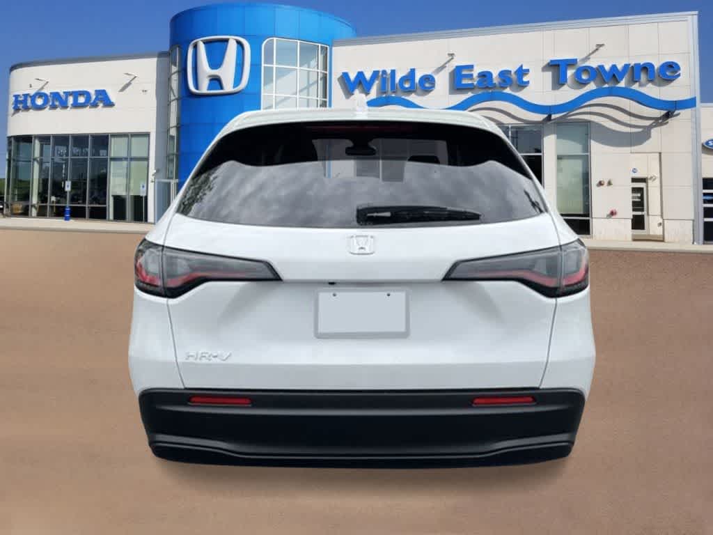 Thumbnail: 2026 Honda HR-V - 4