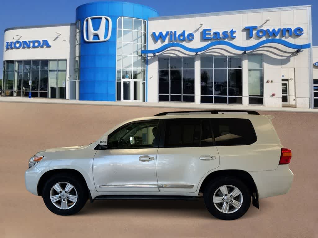 Thumbnail: 2015 Toyota Land Cruiser - 5